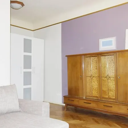 Attractive Offer In The Very Heart Of Appartement *